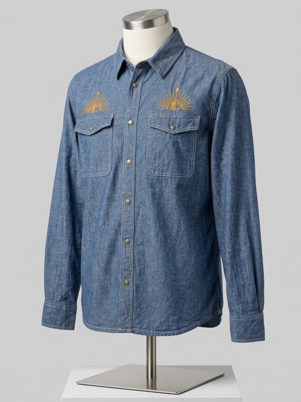 Men's Hooké Denim / Chambray Button-Up Shirt – Size L